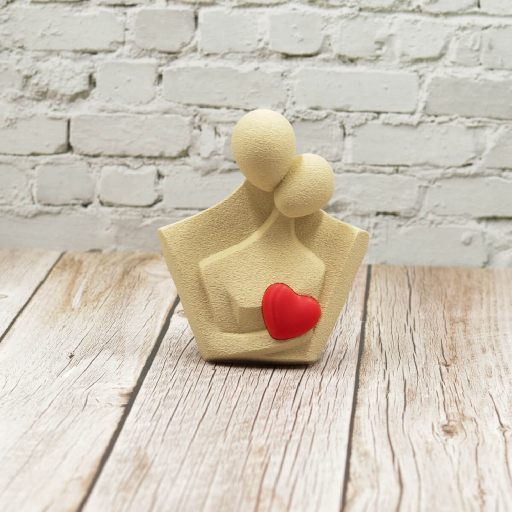 Αγαλματίδιο Ζευγάρι Αγκαλιά Με Καρδιά– 3D Printed